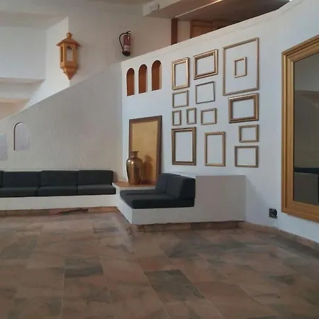 Ponderosa 아파트 아데제