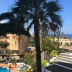 Ponderosa Ocean View Apartment