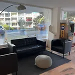 Ponderosa Ocean View Адехе