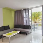 Ponderosa Ocean View Адехе