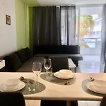 Ponderosa Ocean View Апартаменти