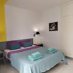 Апартаменти Ponderosa Ocean View *