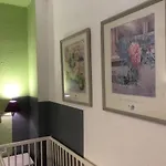 Ponderosa Ocean View Апартаменти *