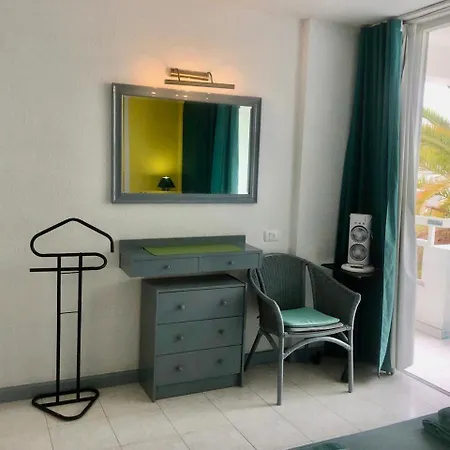 Ponderosa Ocean View Apartment